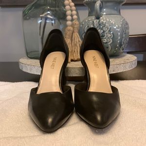 black office wear heels size 6 1/5. good condition. nice west..